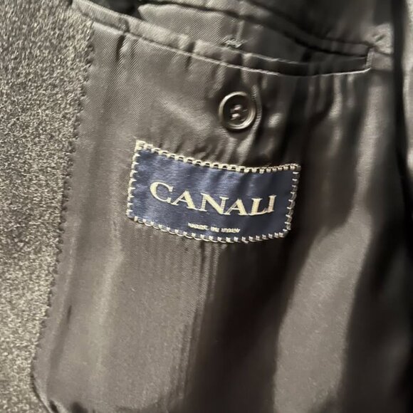 CANALI GRAY COAT, DOUBLE BREASTED, FLAP POCKETS, BACK SLIT--size 42L - Picture 3 of 4
